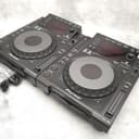 Pioneer CDJ-900.