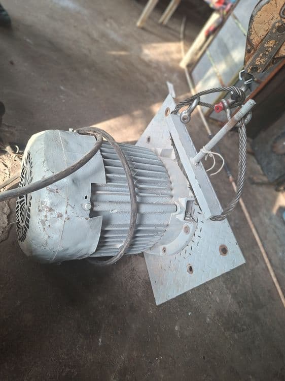 Elektrodvigatel sotiladi 27kw 1500oborot — 1