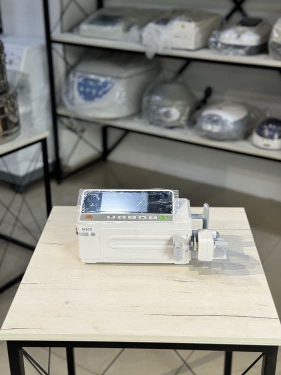 шприцевой насос COMEN M300 шприцовой насос — 1