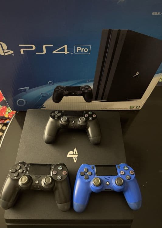Playstation 4 pro — 1
