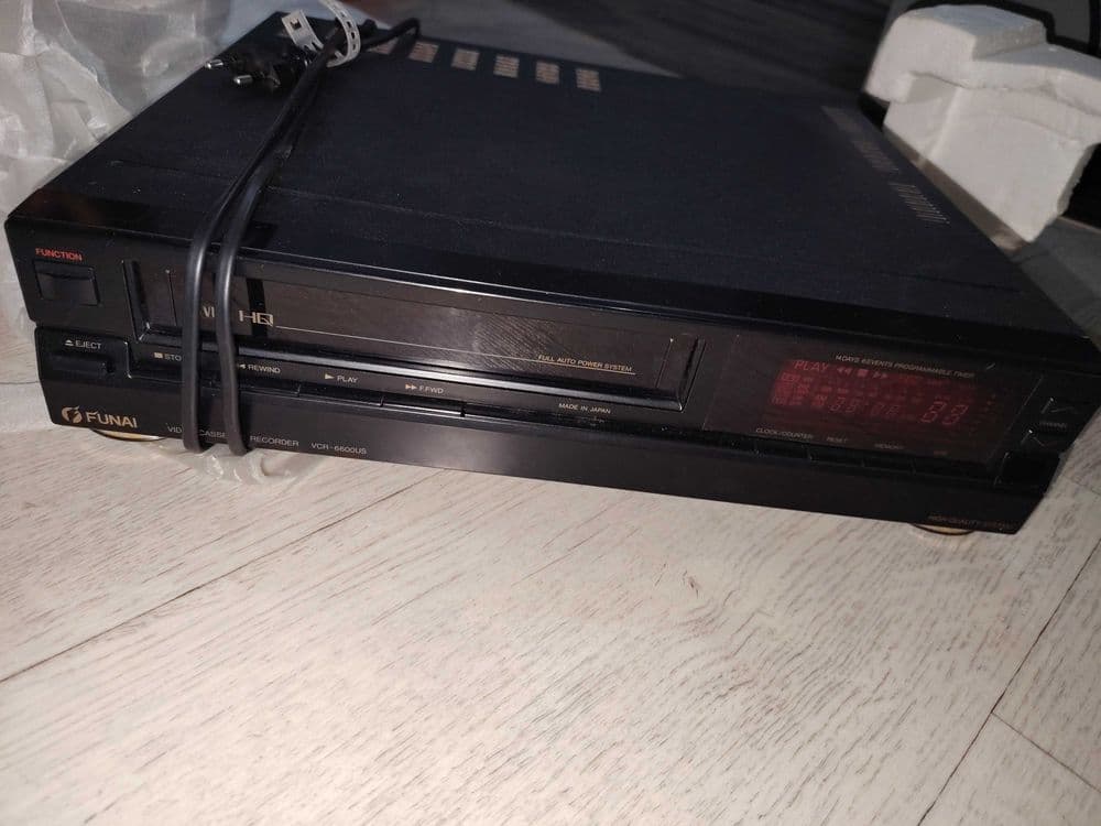 видеомагнитофон FUNAI VCR-6600US — 1