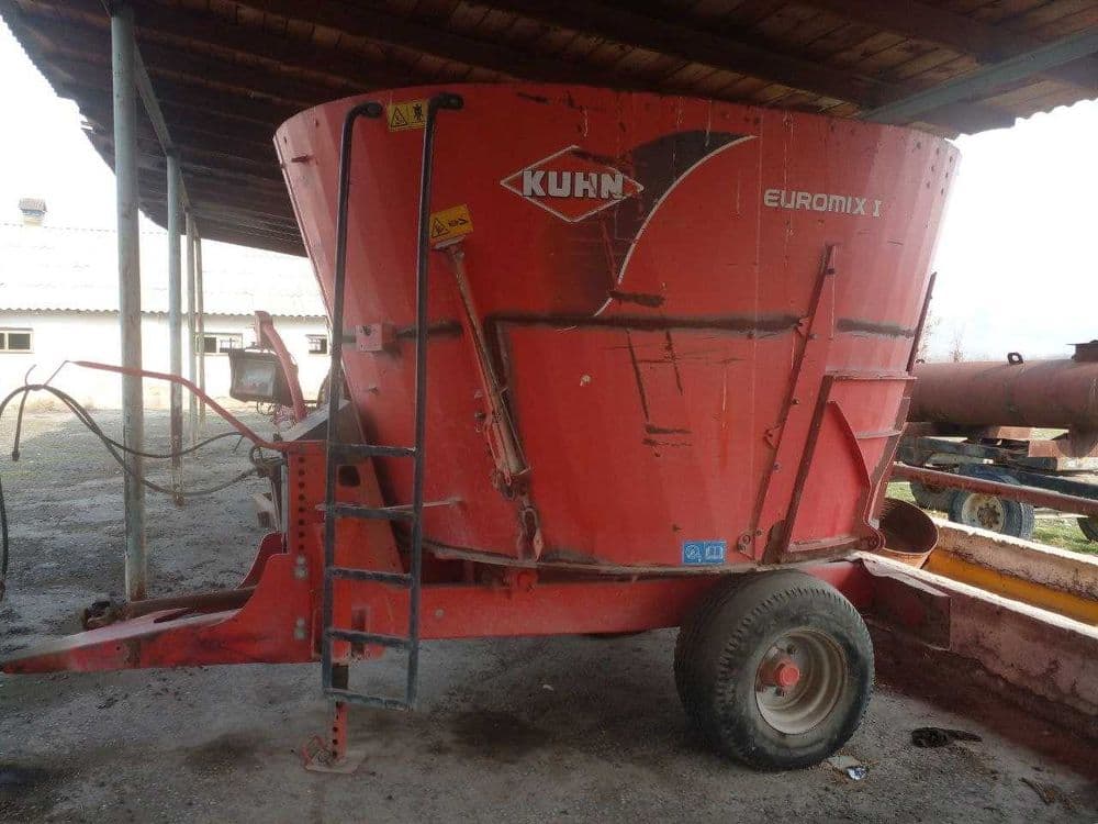 Продаётся кормораздатчик KUHN Euromix — 1