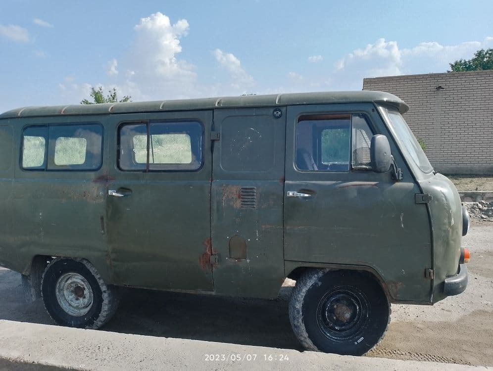 Uaz yuk furgon sotiladi — 1