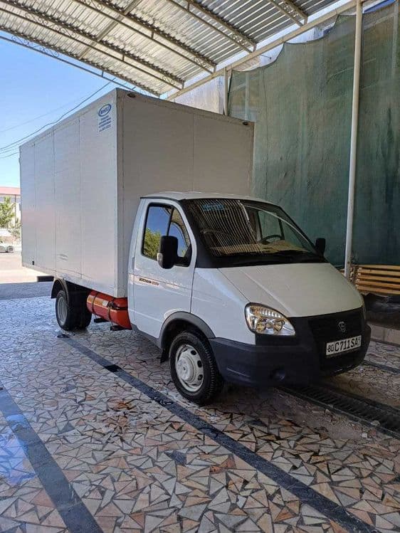 GAZEL 4.2 metrlik Газель 4.2 метр Изотермик — 1