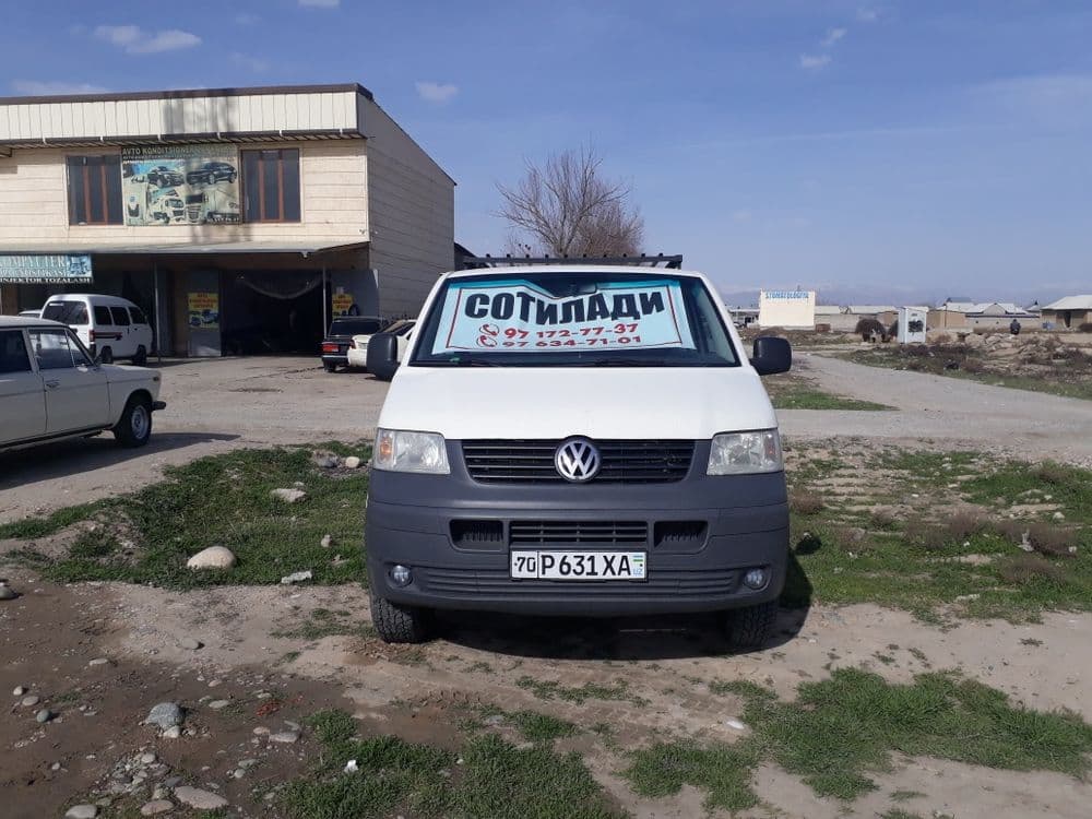 Wolsvagen Transporter T5 — 1