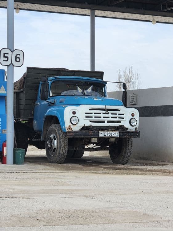 Zil 130 samosval — 1