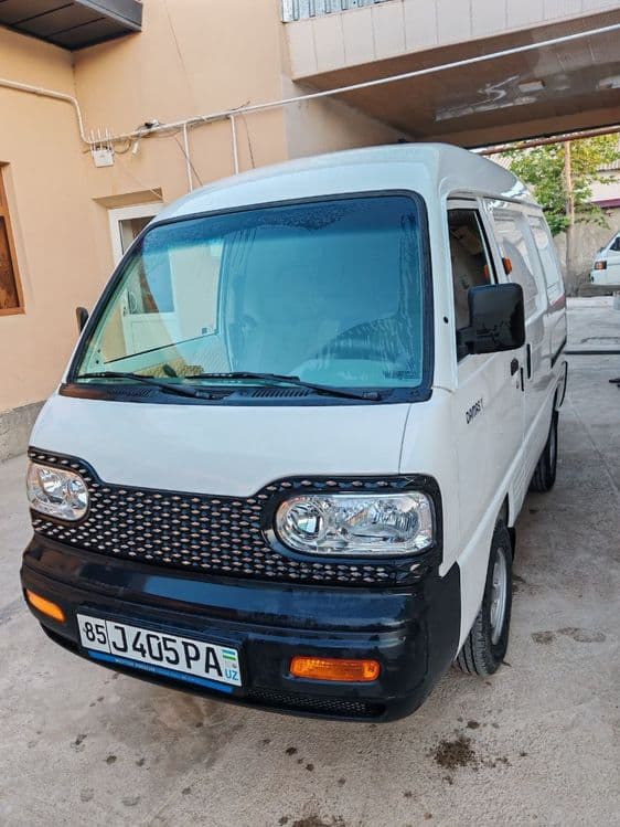 Сотилади. дамас VAN юк фургон 2025 йил — 1