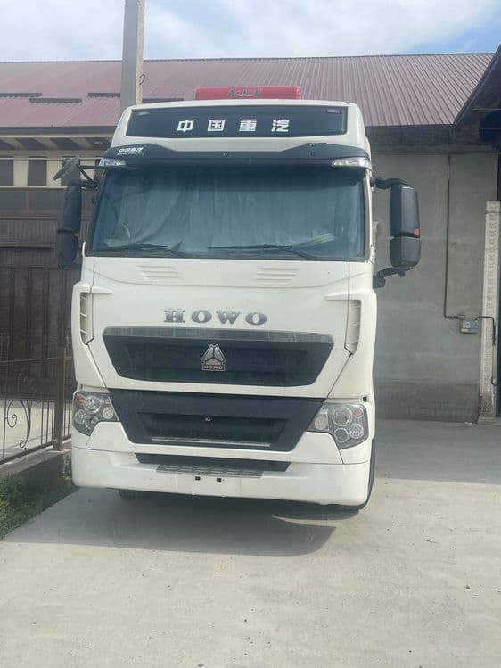Howo T7H все части автомобиля в отличном — 1