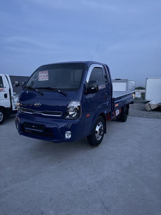 sotiladi kia bongo 1.2 ton 2012 yil — 1
