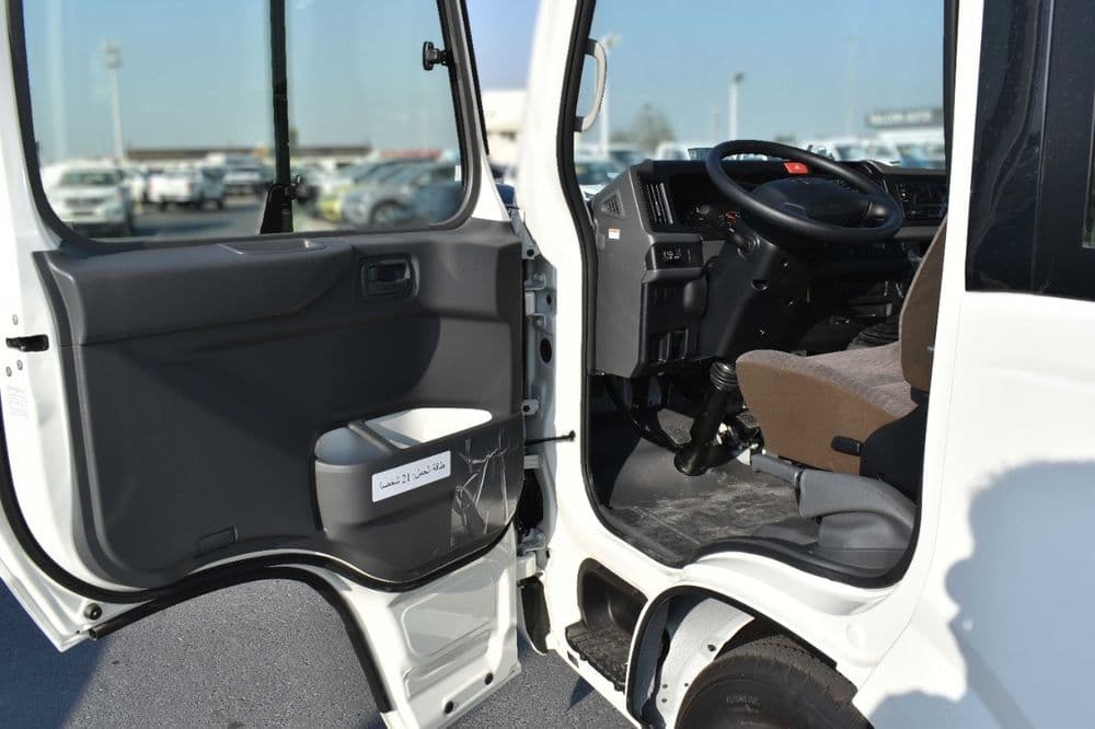 Toyota coaster 22 seats — 1