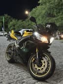 YAMAHA R1 2007yil karbon detala bor
