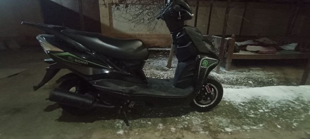 Skuter Bomvi 2024 — 1