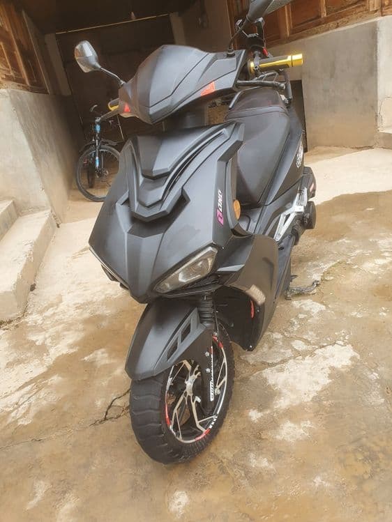 Skuter Italiya r2 — 1