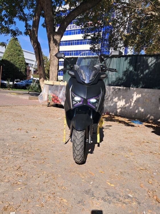 Skuter M max garantiya 2000 km — 1