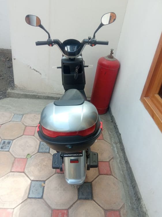 Moto Skuter Yangi — 1