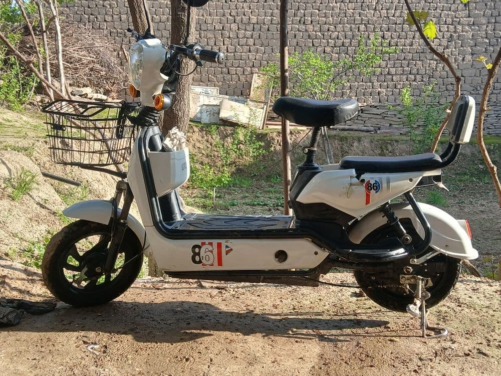 Skuter sotiladiii — 1