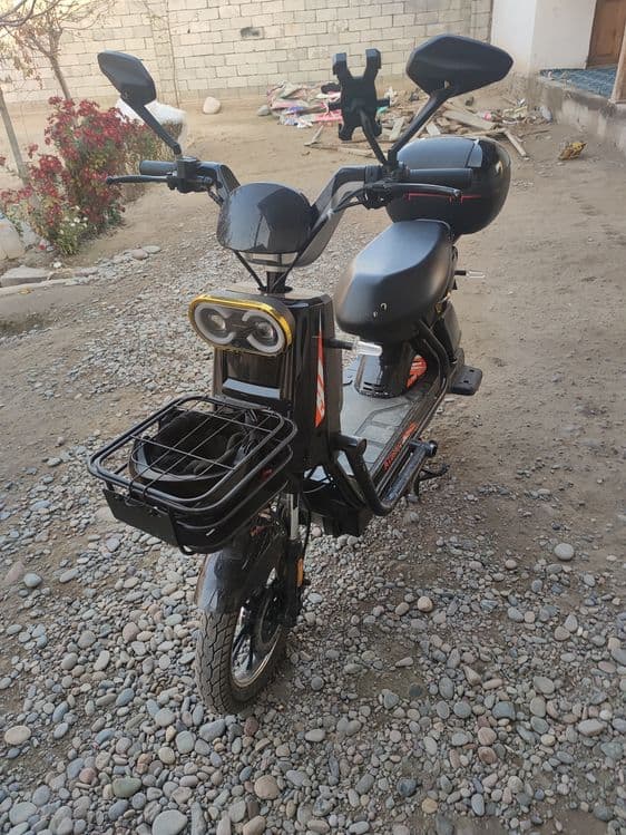 Skuter sotiladi 4 mln kami bor — 1