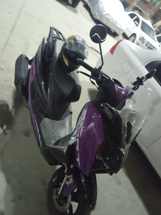 Stilmax Skuter benzinli 150 cc — 1