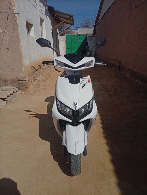 Moped Angel M8. Binzin — 1