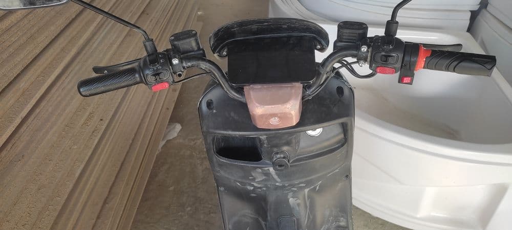 Motosikl skuter moʻravoy motopedlar — 1