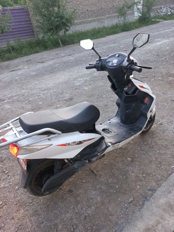 Skuter sotiladi pul zarl.yurishlari zor — 1