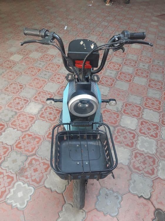 Skuter bongo moto — 1
