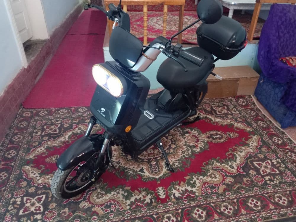 skuter sotiladi holati yaxshi yangi — 1