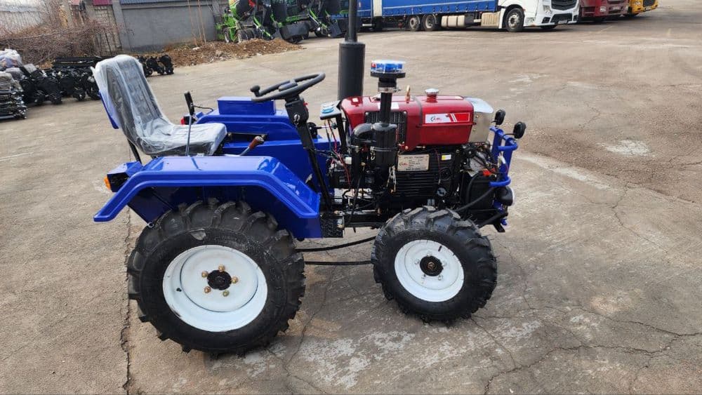 Mini traktor 24 ot kuchi Dizel Yangi — 1