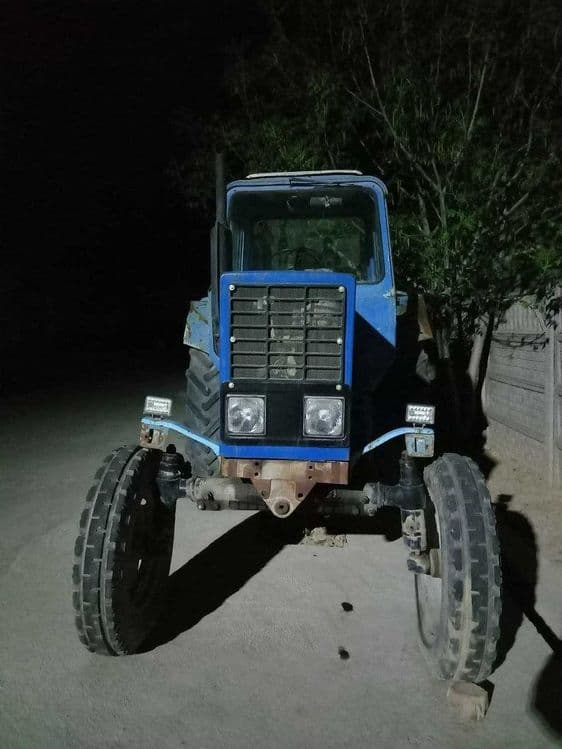 traktor sotiladi — 1
