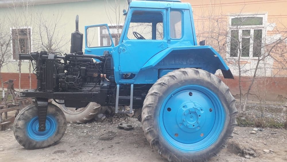 Belarus traktor sotiladi — 1