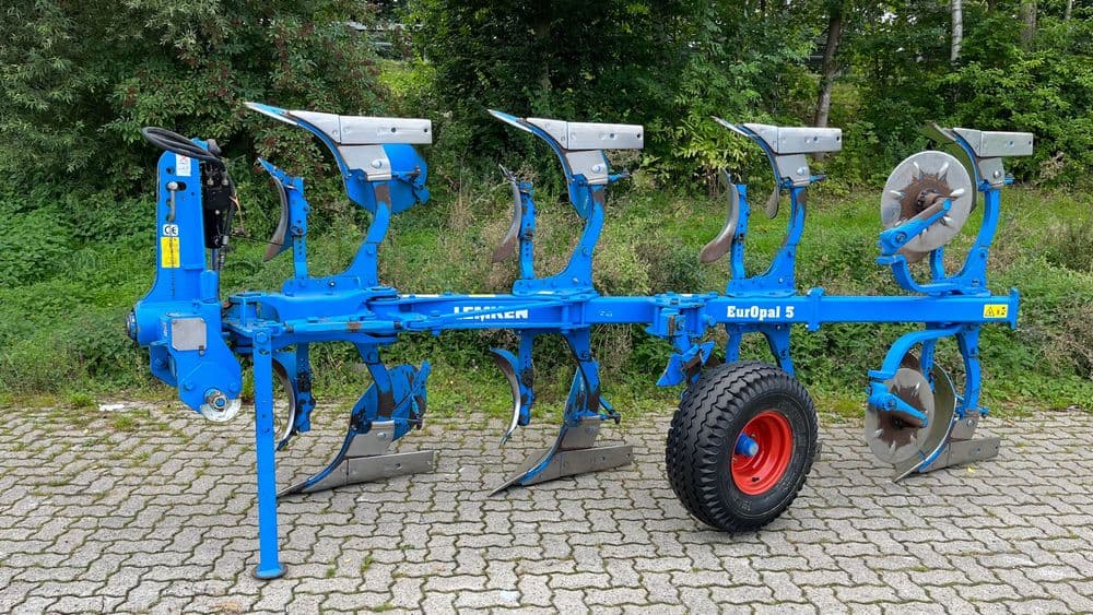 Lemken Europal 5. Claas, Case, John Deere, Belarus tortadi — 1