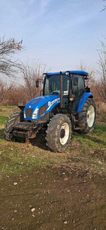 Продаётся Трактор New Holland TD-5. 110 4WD — 1