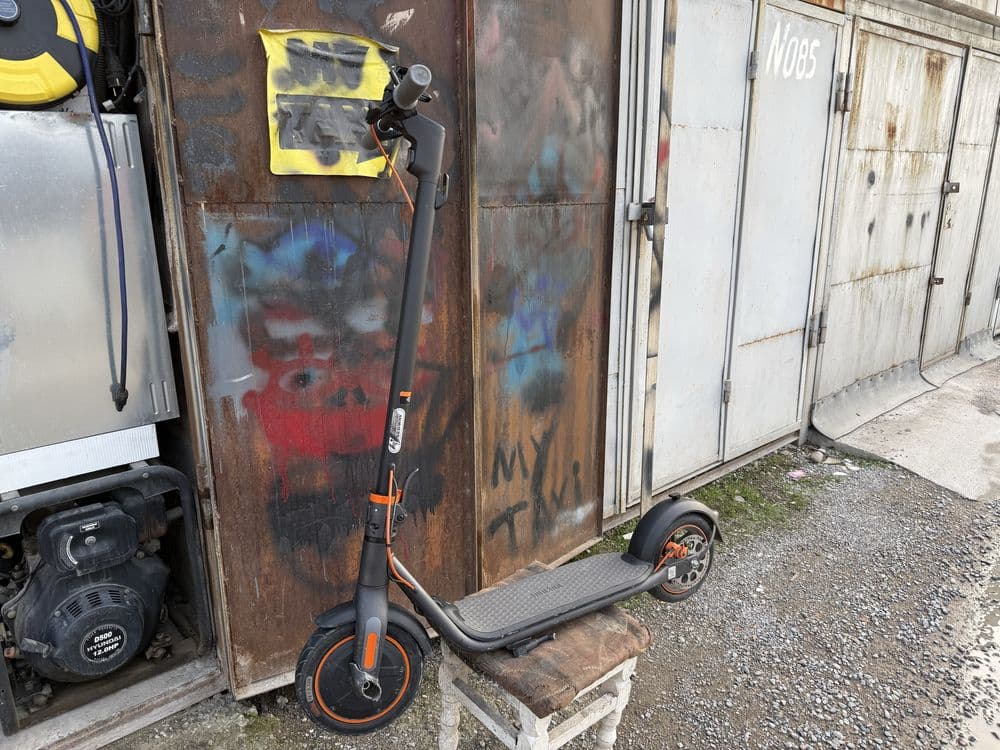 * NINEBOT оригинальный электросамокат в хорошем состоянии — 1
