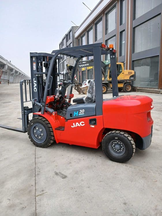 вилочный погрузчик Авто Кара Avto Kara JAC — 1