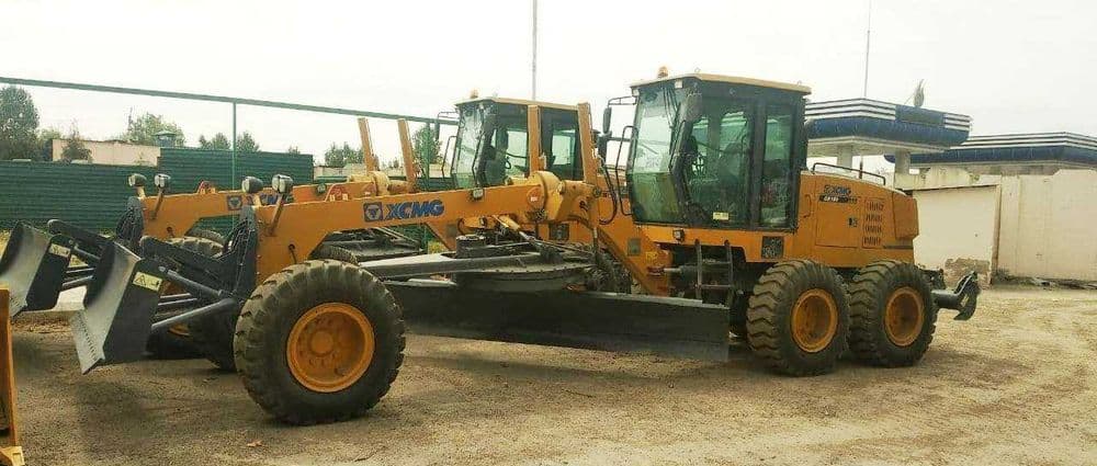 на Складе! Автогрейдер XCMG GR180 таер — 1