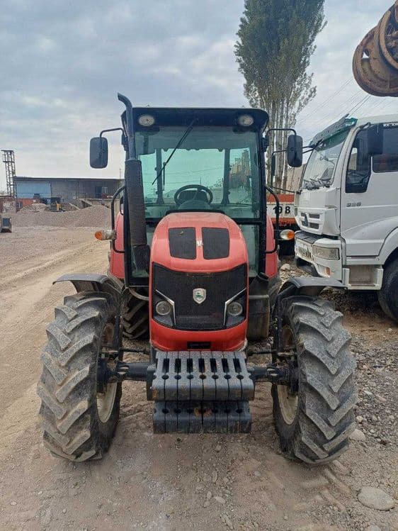 Трактор ARMATRAC 854 E — 1