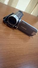 Видеокамера Canon сотилади