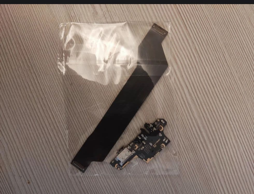 Продаю нижню плату для телефона Poco x3 pro — 1