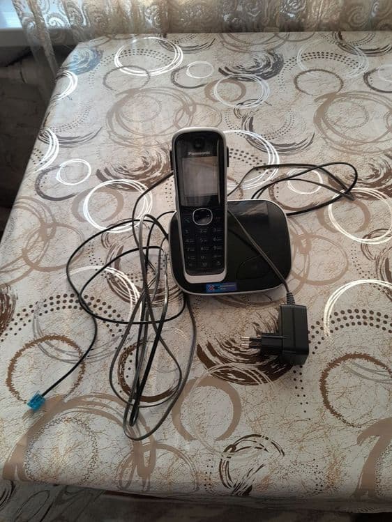 Радиотелефон Panasonic — 1