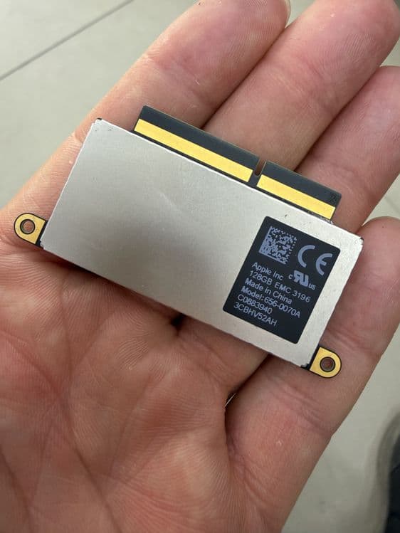 Macbook pro ga ssd 128gb — 1