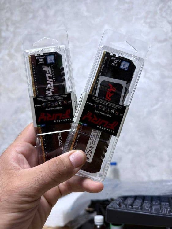 Kingston Fury 32GB (2×16) DDR4 3200MHz — $157 — 1