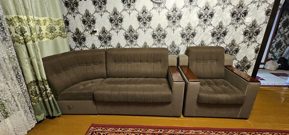Продаётся диван уголок в отличном состоянии — 1