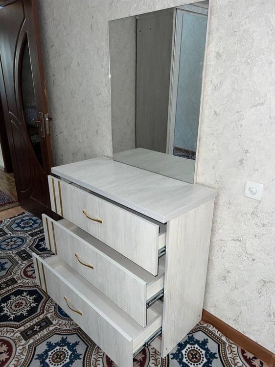 Комод, трюмо ,честер — 1