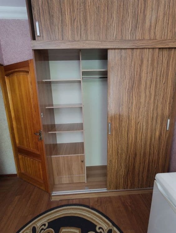 Срочно шкаф для одежды — 1