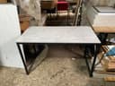 Stol loft parta sotiladi oʻlchamlari 120/60 balandligi 75
