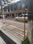 Стелаж сотилади холати янги балонлари бор мустахкам