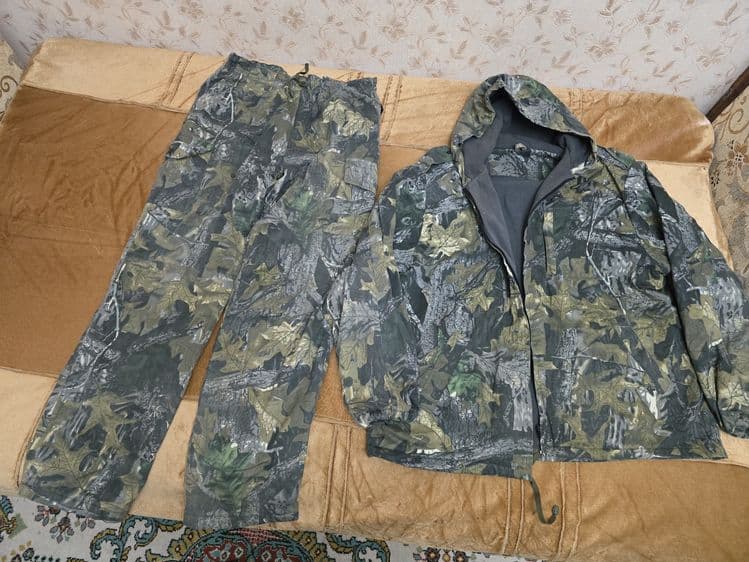 Мужской камуфляжный утепленный костюм — 1