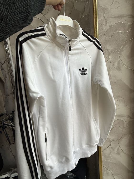 Adidas sportivkasi komplekt ishtoni bilan — 1