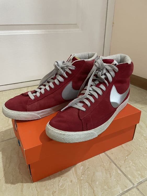 Кроссовки Nike красного цвета 45-го размера — 1