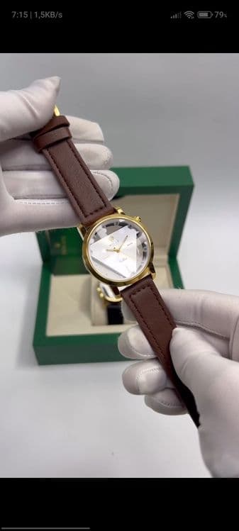 Rolex uchburchak soati — 1